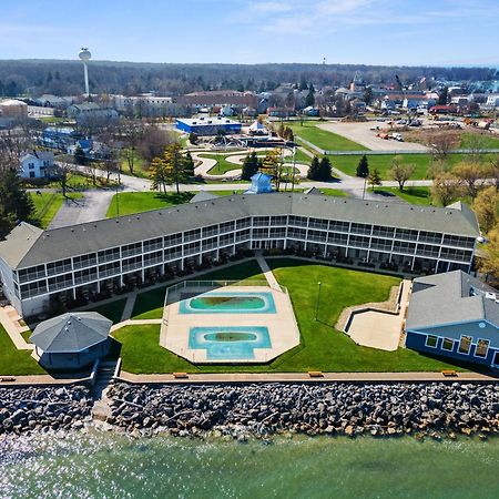 Bayshore Resort At Put-In-Bay Exterior photo